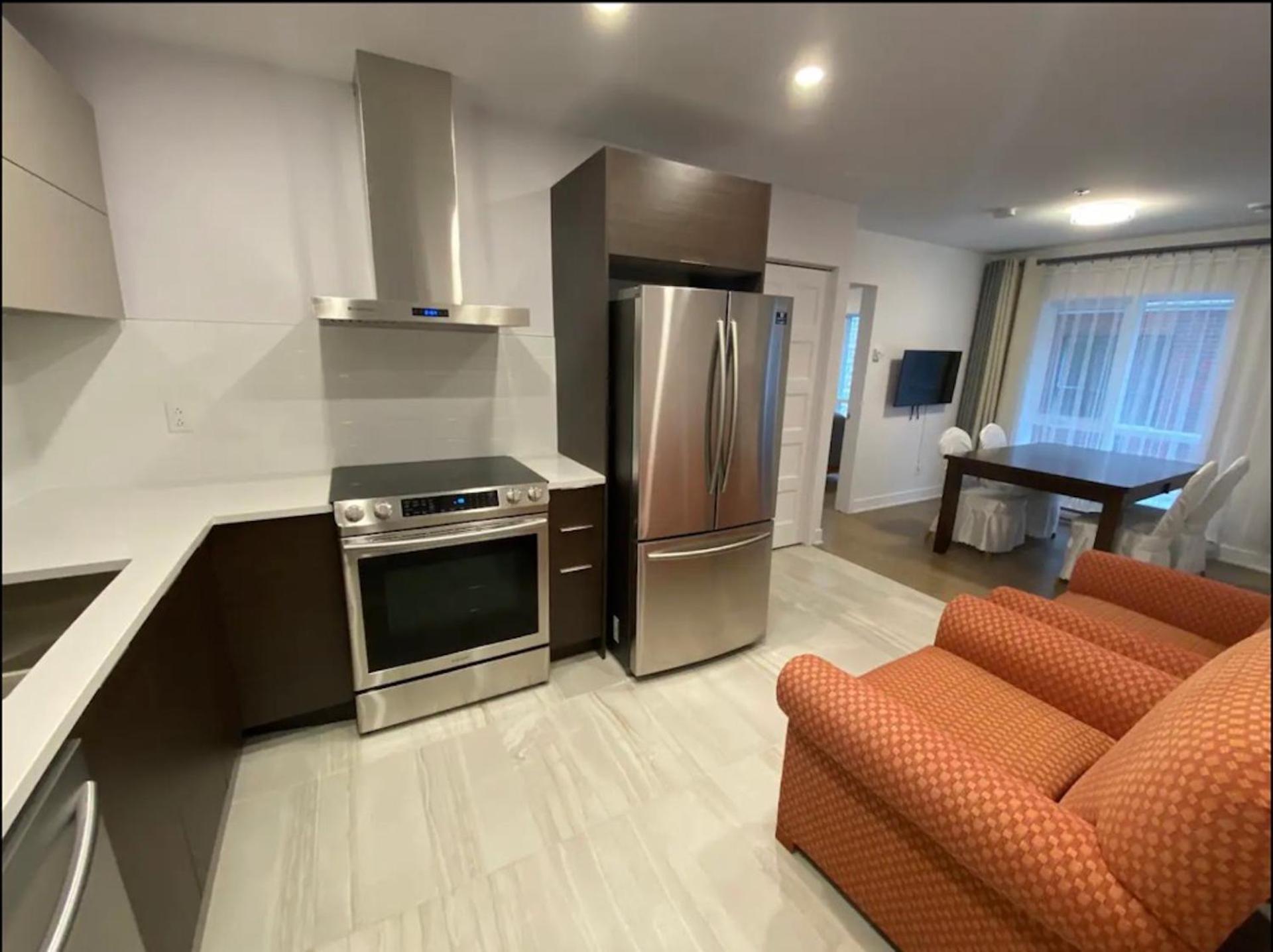 Le Bijou Airhome One Or Two Bedroom Suite Монреал Екстериор снимка