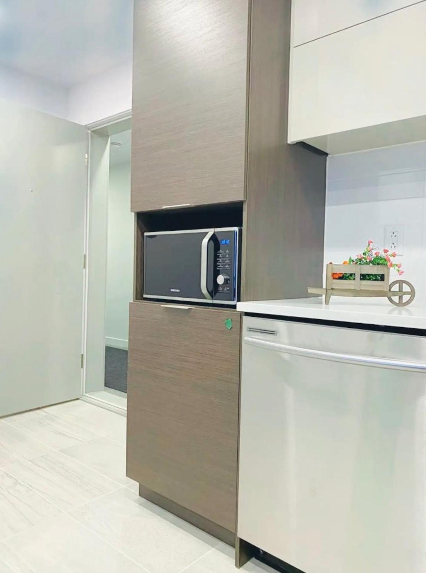 Le Bijou Airhome One Or Two Bedroom Suite Монреал Екстериор снимка